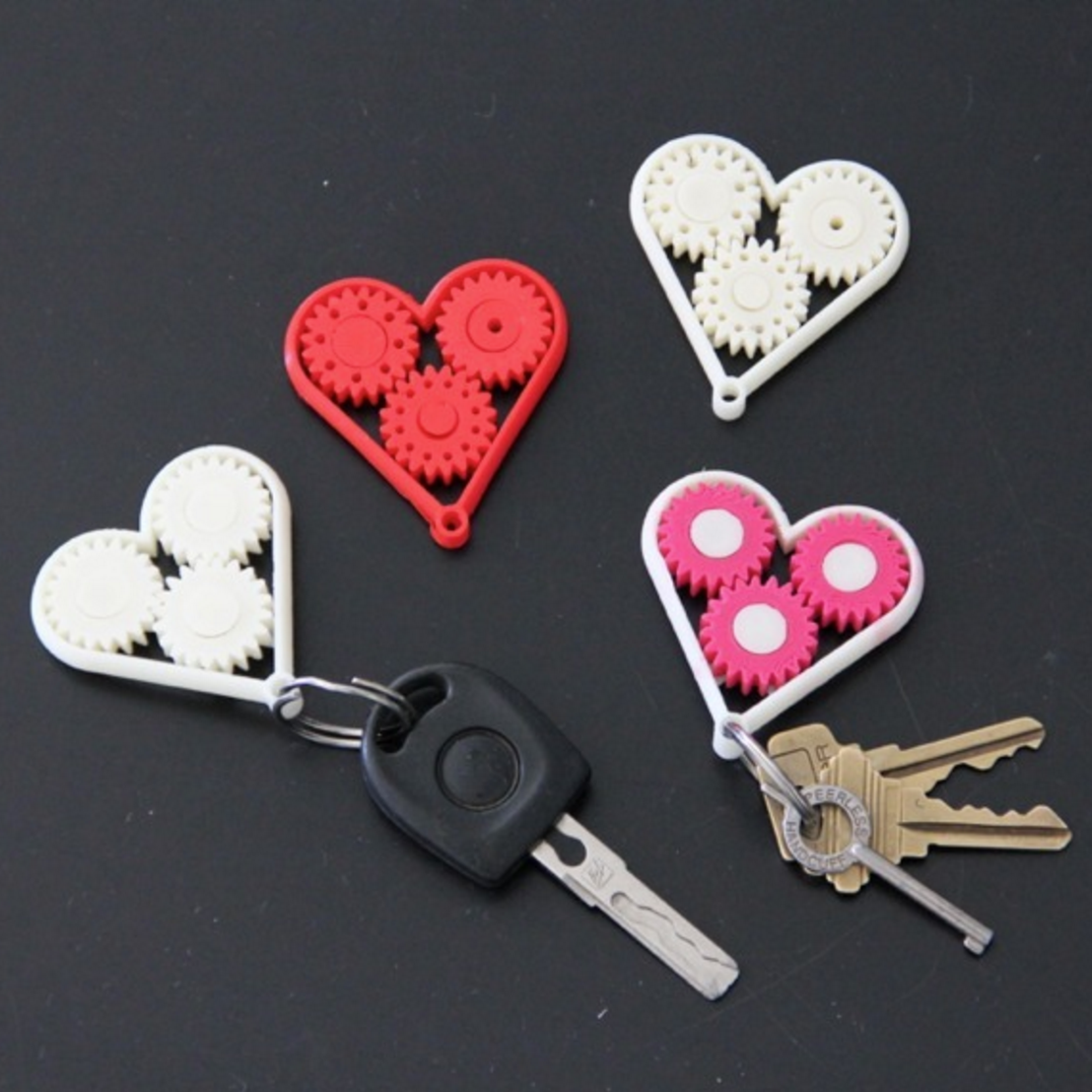 Capture_d_e_cran_2016-01-11_a__10.16.09.png Free STL file Heart Gear Keychain・3D printable design to download, UrbanAtWork