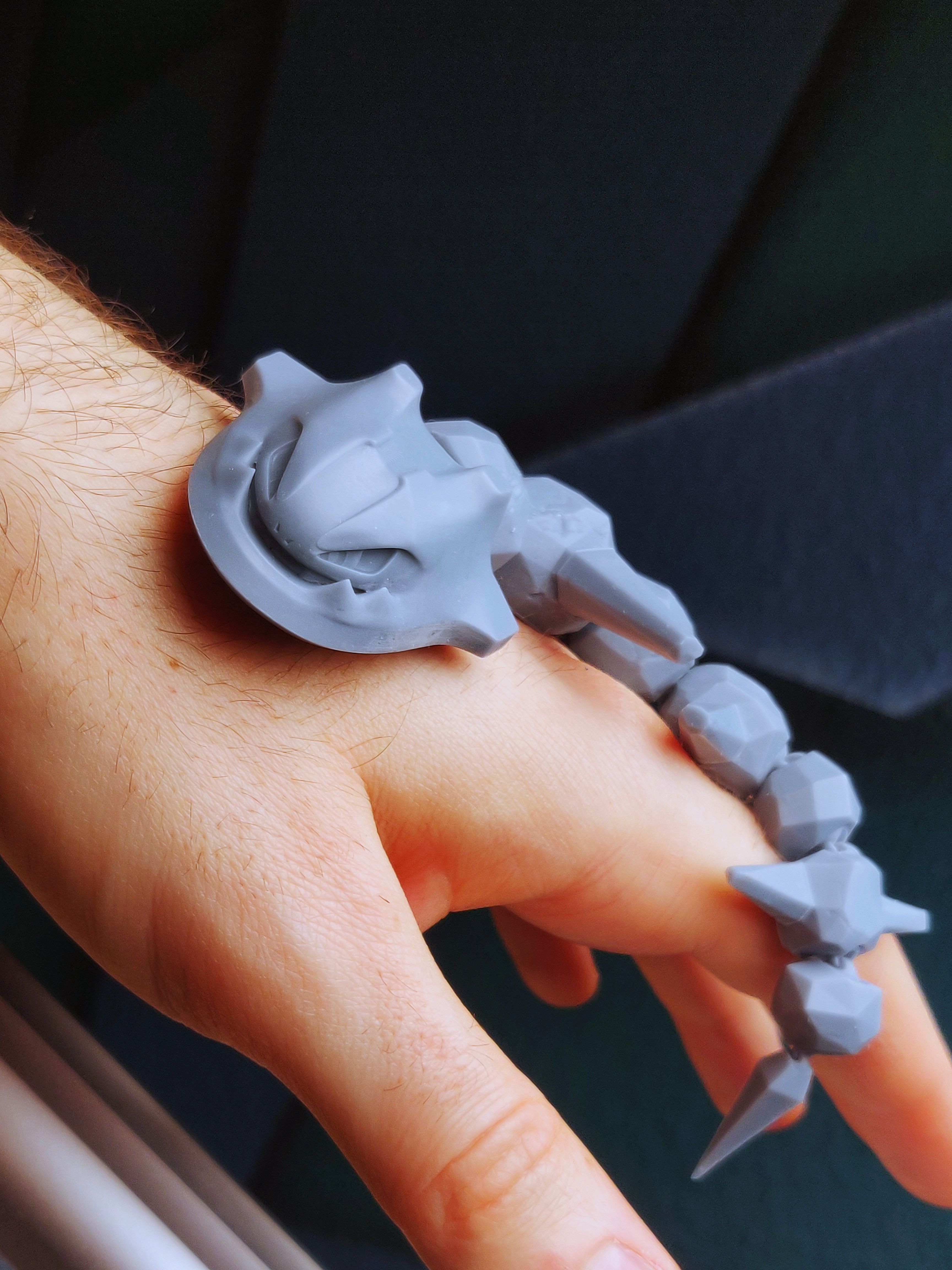 IMG_20220228_194551__01__01.jpg 3D file Articulated Flexi Steelix Pokemon・Design to download and 3D print, Mypokeprints