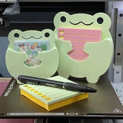 Frog-Stikcy-note-post-it-note-holder-cover.jpg Frog Sticky Note holder Plus small sticker holder and Checklist templates stencils - Magnetic and stands on own