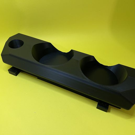 IMG_7840.jpg Cup holder BMW E30