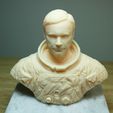 368d8beaa50223d3ea1d66968fd8d458_display_large.jpg Busto di astronauta