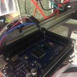 2.jpg Fichier STL gratuit Support Arduino vertical pour aluminium extrudé・Design pour imprimante 3D à télécharger