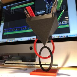 IMG_01.JPG Free STL file Floating Desk Utensilo・Template to download and 3D print