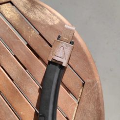 WhatsApp-Image-2023-07-28-at-19.08.29-1.jpeg Mag pull loop for MP5 mags