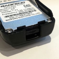 2019-07-14_20.19.20.JPG Baofeng UV-B5 / UV-B6 battery latch replacement