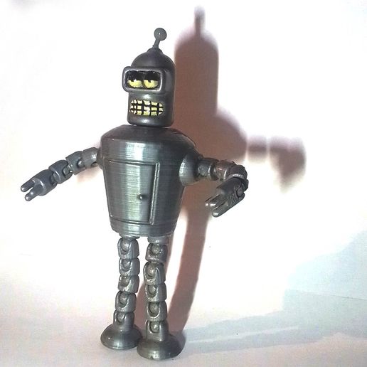 IMG_20240601_202106.jpg robot bender articulate!