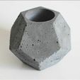 Screenshot_20201008-185942_Instagram.jpg Dodecahedron Concrete Planter Mold (Három Farkas)