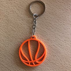 IMG_1059.jpeg STL file Basketball Basketball Silhouette Key Ring・3D printing model to download