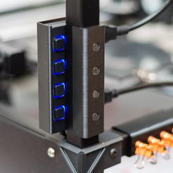 IMGP7115.jpg STL-Datei RigidBot USB Hub Mount kostenlos・Design für 3D-Drucker zum herunterladen