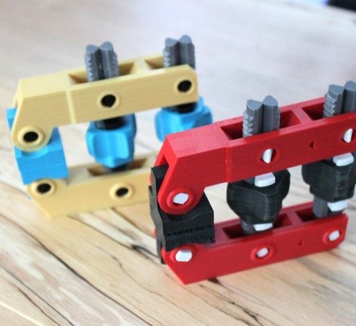 3D Printed Hand-Screw Clamp Free STL JakeJake Cults4.jpg Hand-Screw Clamp