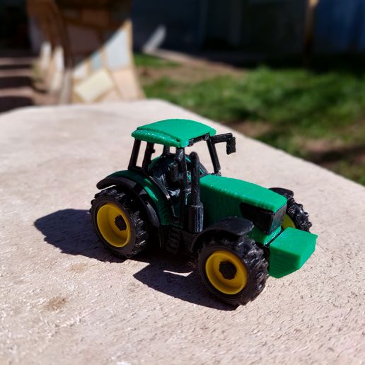 20240916_151350.jpg JD Tractor Armable Toy