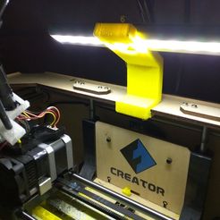 2015-04-18_22.10.46.jpg Free 3D file Light Holder for FlashForge Creators Without Lighted Work Area・3D printing design to download