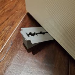 20231027_132732.jpg The Toecutter Doorstop!