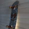 IMG_20200706_173013.jpg Skateboard wall mount with backlighting