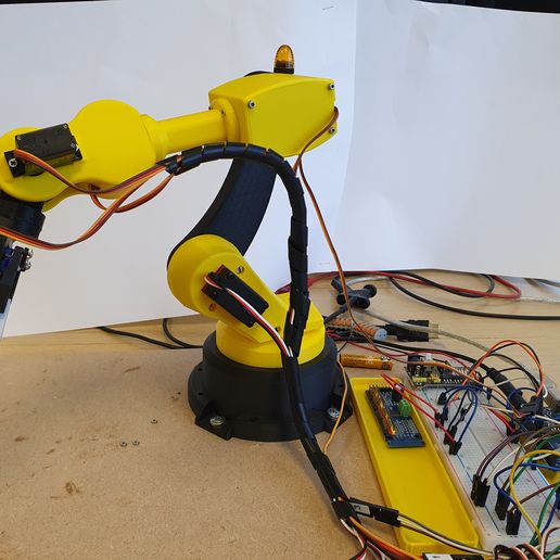 20230417_133310.jpg 3D printable robotic arm
