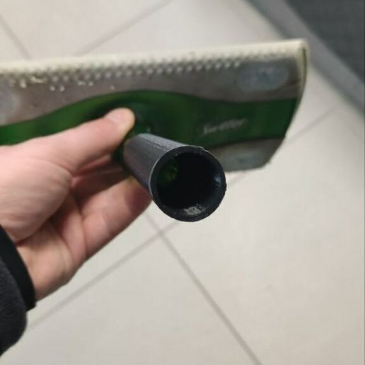 7bdbd718-cf01-4e72-b33d-b7921e12cadf.jpeg Swiffer handle repair