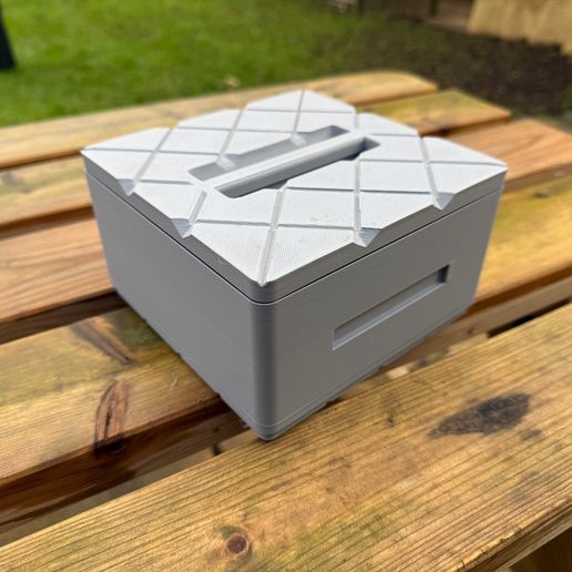 thumbnail_IMG_6655.jpg Stapelbare Aufbewahrungsboxen für Wetterschutzmittel AK 35ml