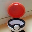 Pokeball (with button-release lid)