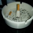 IMG_20140929_151645.jpg Customizable Ashtray with Cigarette-Extinguisher