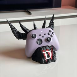 IMG_4661.jpg STL file Diablo 4 Universal Controller Stand | Xbox, PS5, Nintendo Switch controller Dock・3D printing idea to download
