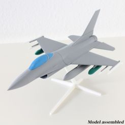 F16_20.jpg Static model kit of a modern combat jet