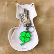 IMG_3118.JPG Free STL file Bimaterial keychain clover / Bimaterial keychain clover・3D printable model to download