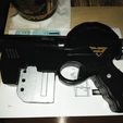 427fc0ab0f0790b6a25d13d84d5b01f5_display_large.jpg Judge Dredd Lawgiver pistol