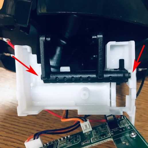 IMG_7220.jpg Дезинфицирующее средство для рук GOJO Автопереход на ручное управление