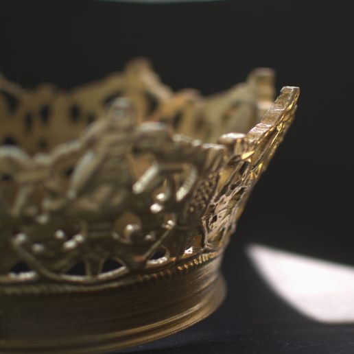 Isabel-3.jpg Crown replica of Isabella the Catholic