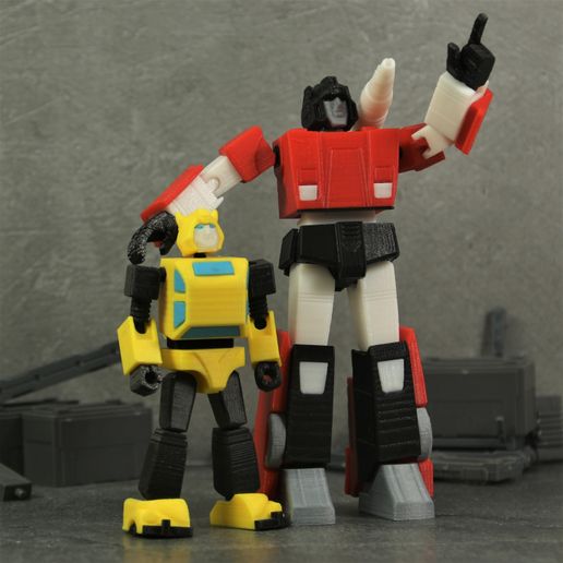Side_1X1_7.jpg G1 Transformers Sideswipe - No Support