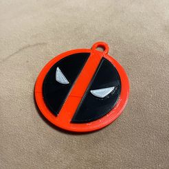 Deadpool-Keychain.jpg Free STL file Deadpool Keychain・Object to download and to 3D print