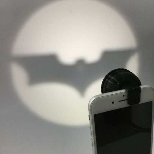IMG_0072.JPG Clip-On Pocket Bat-Signal!