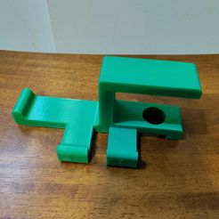 IMG_20230528_220850.jpg STL-Datei VR-Headset-Aufhänger V1・3D-druckbare Vorlage zum herunterladen