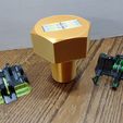 306230208_1165971727340758_6931107093635659546_n.jpg Battlebots Golden Bolt "Mini"