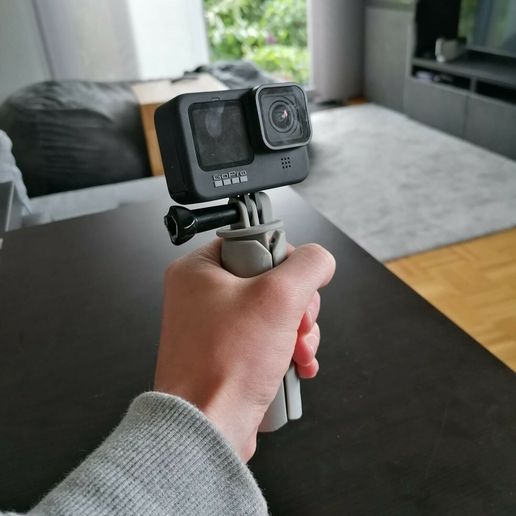 In-der-Hand.jpg GoPro Tripod Tripot