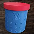 659051676_122121523779195130_4280427226582392069_n.jpg Boite de rangement LV