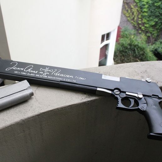 b6e7dab98503600a74c0d98ae3143433_display_large.JPG Hellsing Ultimate - The Jackal