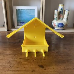 Vogelfutterstation Halter für Fettkugel / Bird feeder fat ball holder