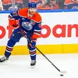 5e372b90-4960-4d1b-98ab-9d6df99fe547.webp Connor McDavid - Figure