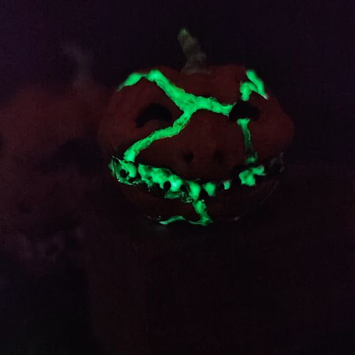 P03.jpg evil pumpkin
