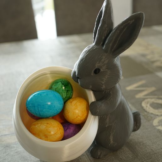 Easter bunny with bowl 3