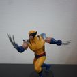 D001.JPG X-men Diorama: Wolverine vs the Brood.