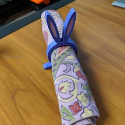 IMG_20190412_165838.jpg Easter Bunny Napkin Ring Multicolor