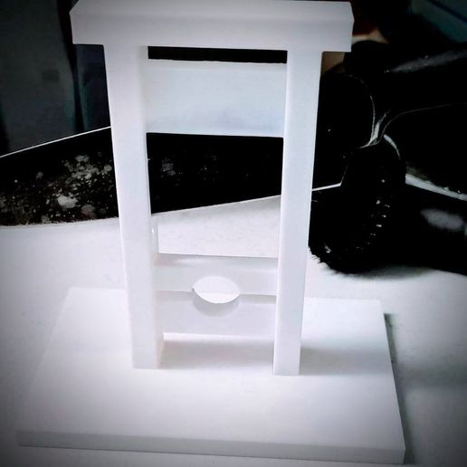Guillotine Knife Holder