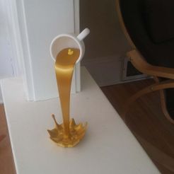 on_divider.jpg Free STL file Floating Cup improved, good balance・3D printing model to download