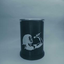 IMG_20230926_204222.jpg Archivo STL Jarra/Vaso de la mona jimenez・Modelo para descargar y imprimir en 3D