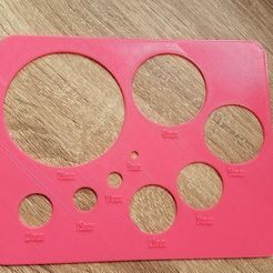 20180327_174842.jpg Gabarit de cercle métrique simple pochoir mm
