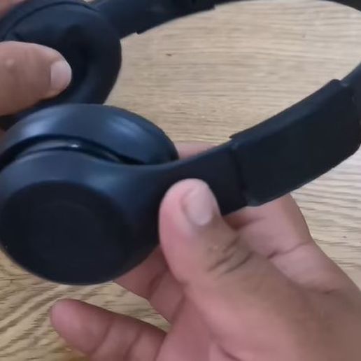 Reinforcement for broken headband hearing aids 3D model