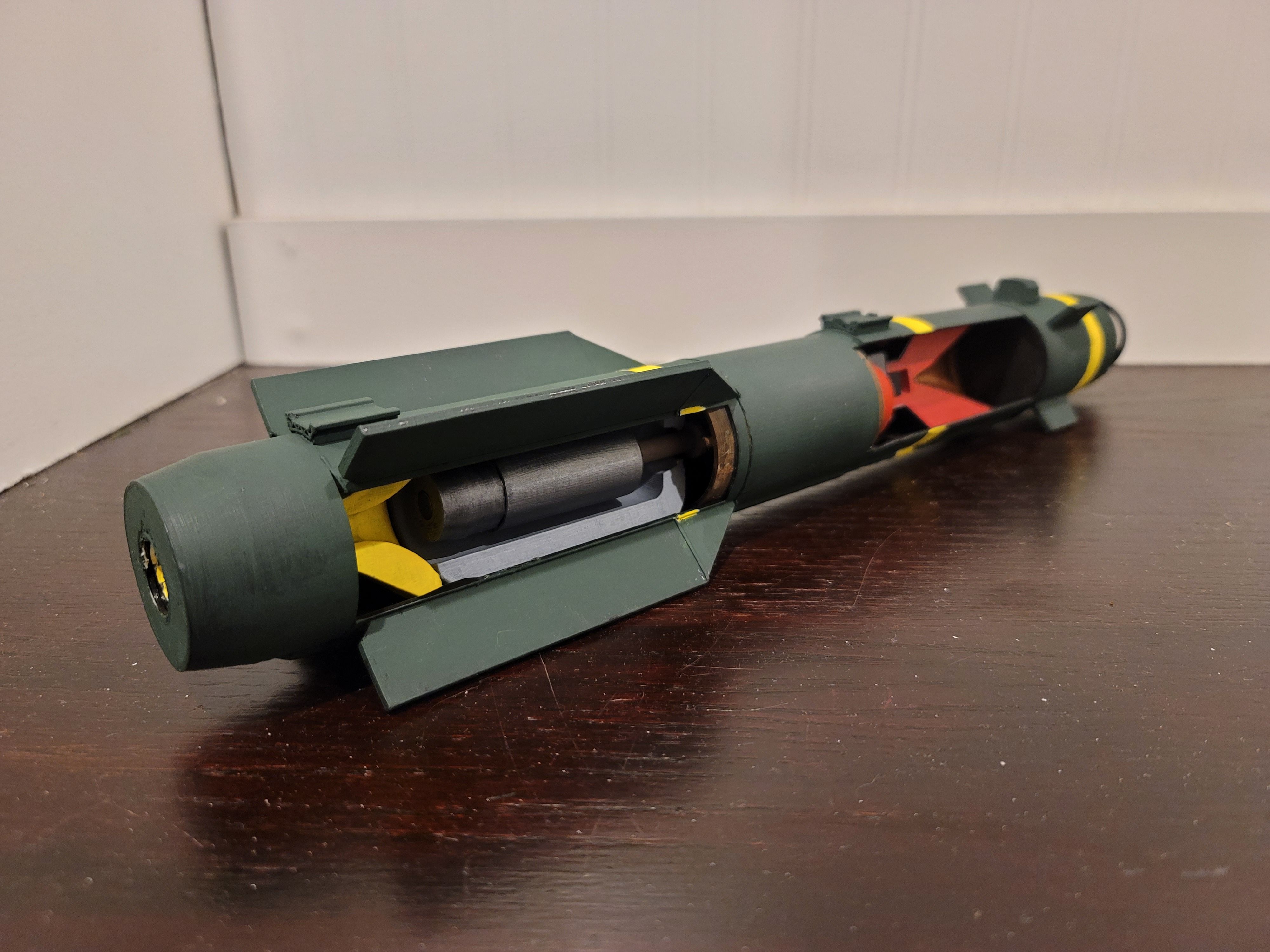 3D printable AGM-114 Hellfire with internals ・ Cults