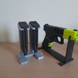 20230522_192448.jpg Airsoft Glock & Mags Stand (GBB mag)